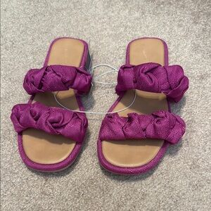 NWT Universal Thread Purple/pink Sandals with Ruched  Straps size 7.5